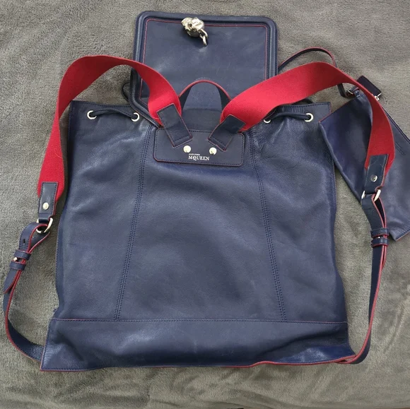 Alexander McQueen Backpack - Picture 8 of 11